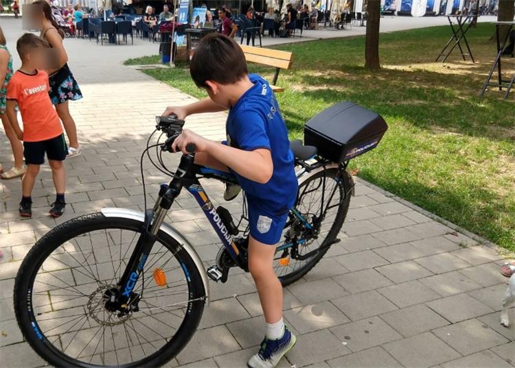 Slika /PU_ZG/slike/PUZ/2021/SRPANJ/Prevencija 26-7/Foto 1.jpg